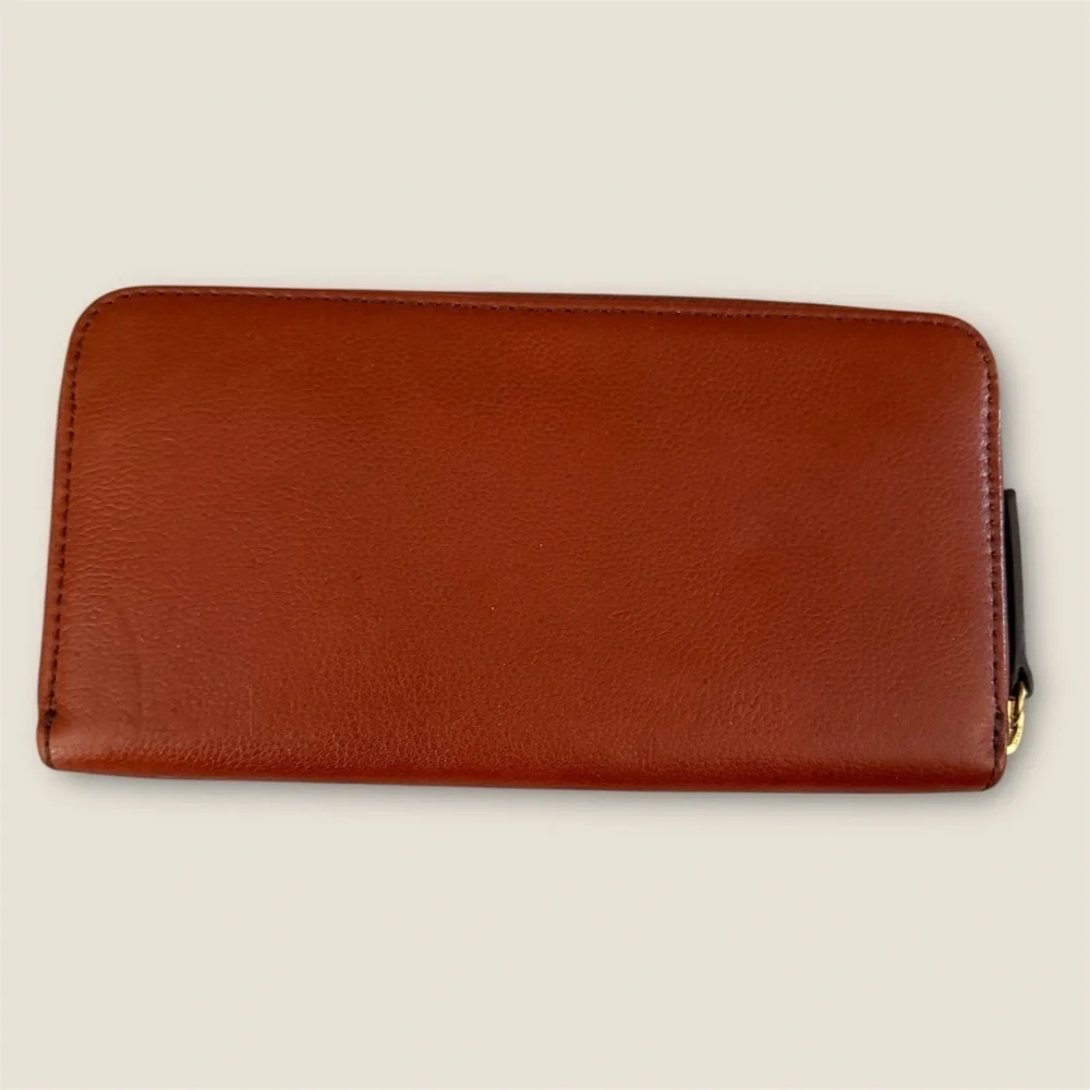 Fossil Brown Leather Wallet with Zip Closure - Picture 2 of 6